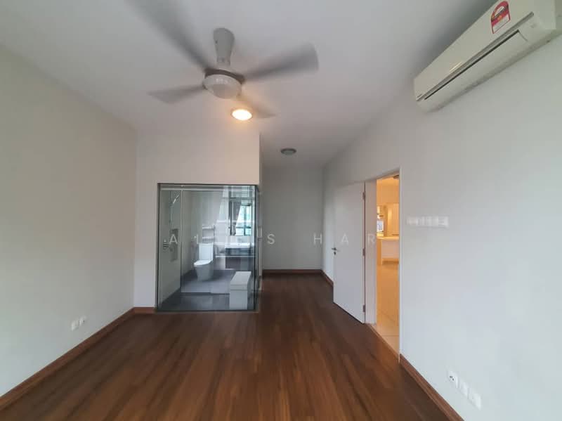 Service Residence for Sale at Verde - Alvis Har - Bathroom - PropertyGuru.com.my