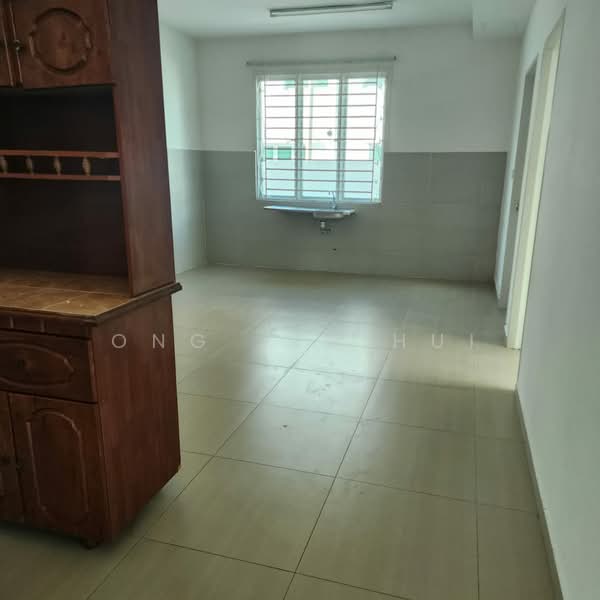 2-storey Terraced House for Sale in Bandar Sri Sendayan (Negeri Sembilan) - Ong Jia Hui - Kitchen - PropertyGuru.com.my