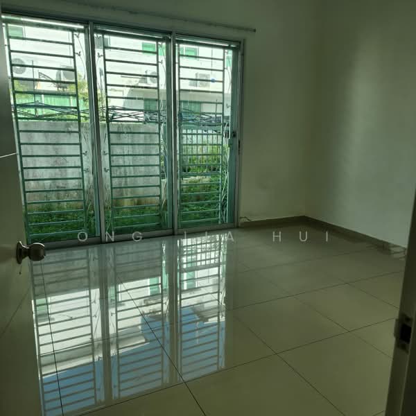 2-storey Terraced House for Sale in Bandar Sri Sendayan (Negeri Sembilan) - Ong Jia Hui - Interior - PropertyGuru.com.my