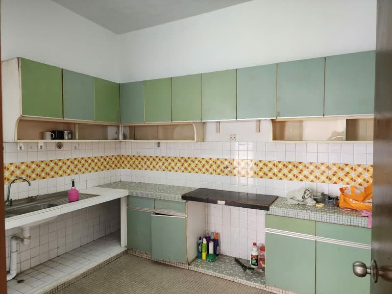 Rumah Teres 2 Tingkat untuk Disewa di SS 21, Damansara Utama (Petaling Jaya) - Lisa Low - Kitchen - PropertyGuru.com.my