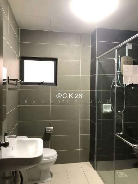 Kondominium untuk Disewa di The Henge - Renetta Jau - Bathroom - PropertyGuru.com.my