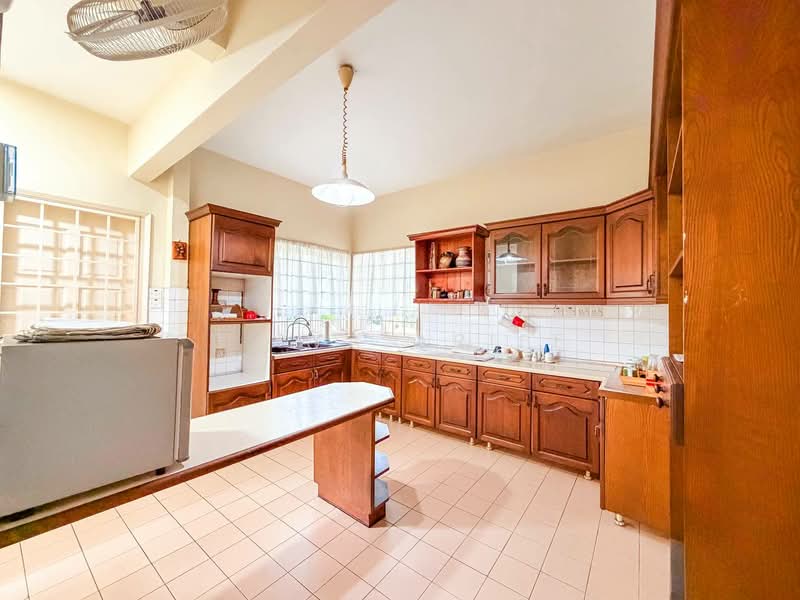 Rumah Banglo untuk Dijual di SS7 (Petaling Jaya) - BILYA ARIFF - PropertyGuru.com.my