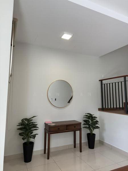 Rumah Teres 2-Tingkat untuk Disewa di Sepang (Selangor) - Alan Wan - Entrance - PropertyGuru.com.my