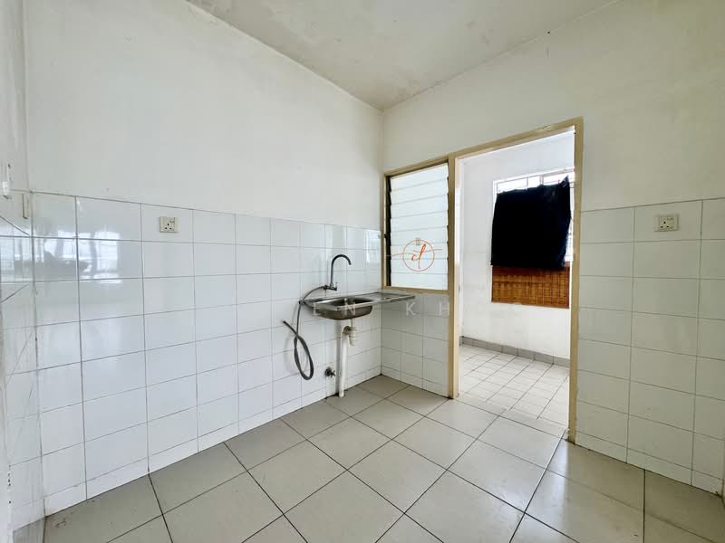 Apartment for Sale at Seri Jati - Jansen Khoo - Kitchen - PropertyGuru.com.my