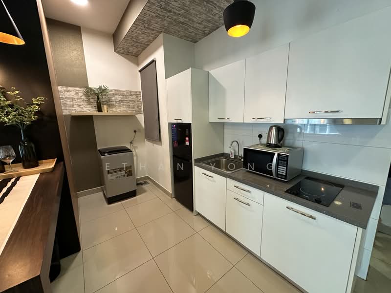 Servis Apartment untuk Disewa di Cybersquare - Ethan Yong - Kitchen - PropertyGuru.com.my