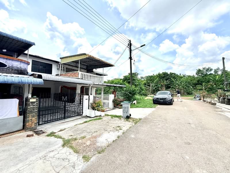 Rumah Teres 2-Tingkat untuk Dijual di Simpang Renggam (Johor) - Marcus Tey - Exterior - PropertyGuru.com.my