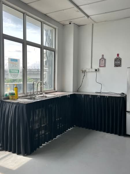 Semi-Detached House for Rent in Bandar Puteri Puchong (Puchong) - Mak Hon Yean - Kitchen - PropertyGuru.com.my