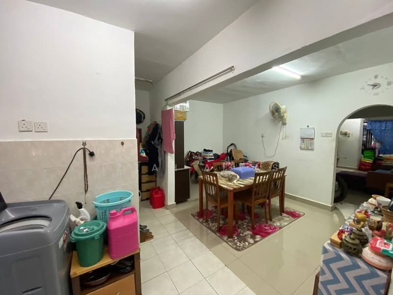 Rumah Teres 2 Tingkat untuk Dijual di Pandan Jaya (Ampang) - Izzah Alias - Dining Room - PropertyGuru.com.my