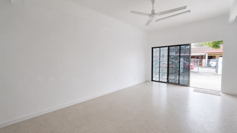 Rumah Teres 2 Tingkat untuk Dijual di SS2 (Petaling Jaya) - Sharmila Taluar - Living Room - PropertyGuru.com.my