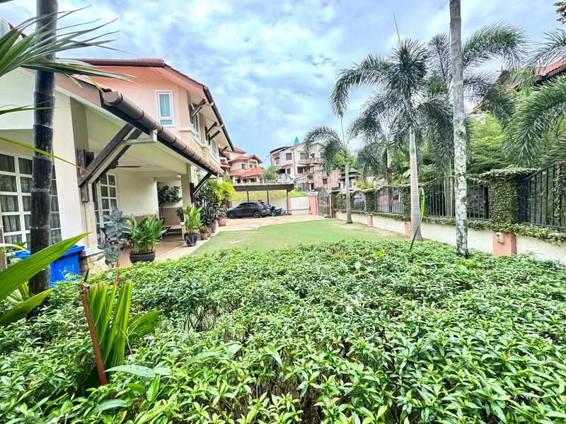 Bungalow for Sale in Seksyen 9 (Shah Alam) - Nurain . - Exterior - PropertyGuru.com.my