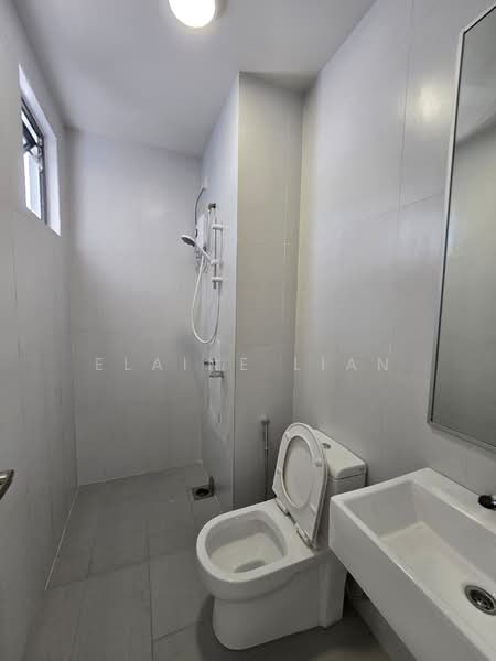 Rumah Bandar untuk Dijual di Bandar Mahkota Cheras (Cheras) - Elaine Lian - Bathroom - PropertyGuru.com.my