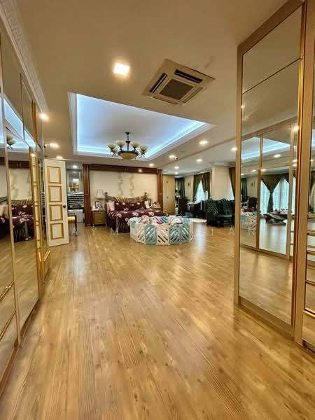 Semi-Detached House for Sale in SS4 (Petaling Jaya) - Raymond Tan - Master Bedroom - PropertyGuru.com.my