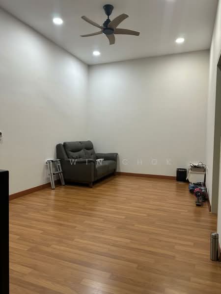 Rumah Teres 2-Tingkat untuk Dijual di Bandar Bukit Raja (Klang) - Elwin Chok - Living Room - PropertyGuru.com.my