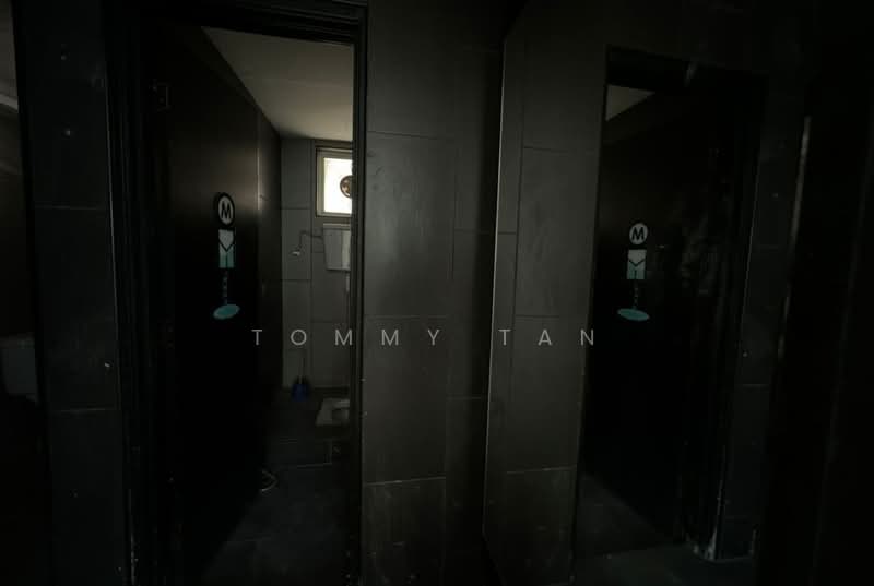 Shop / Office for Rent in Kota Damansara (Selangor) - TOMMY TAN - Bathroom - PropertyGuru.com.my