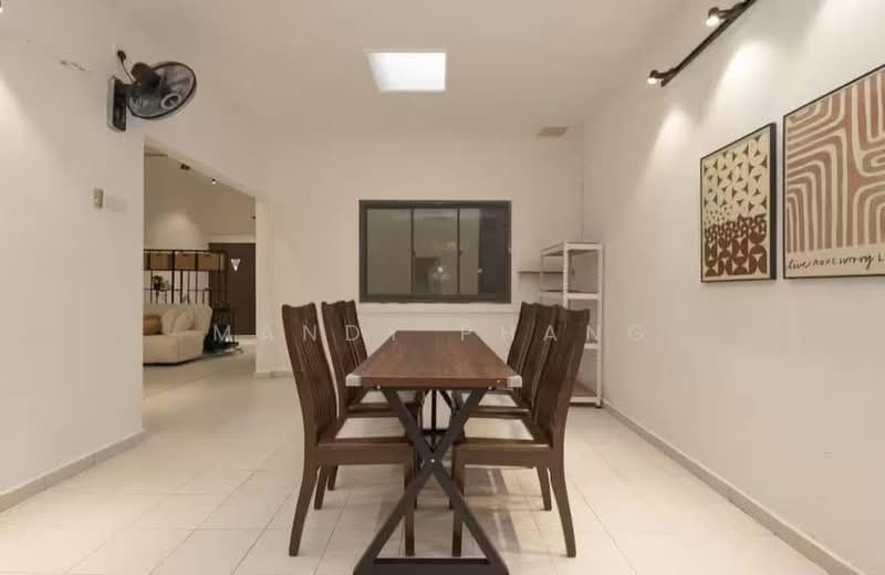 1-storey Terraced House for Rent in Kampung Pasir Pinji Baru (Ipoh) - Mandy Phang - Dining Room - PropertyGuru.com.my