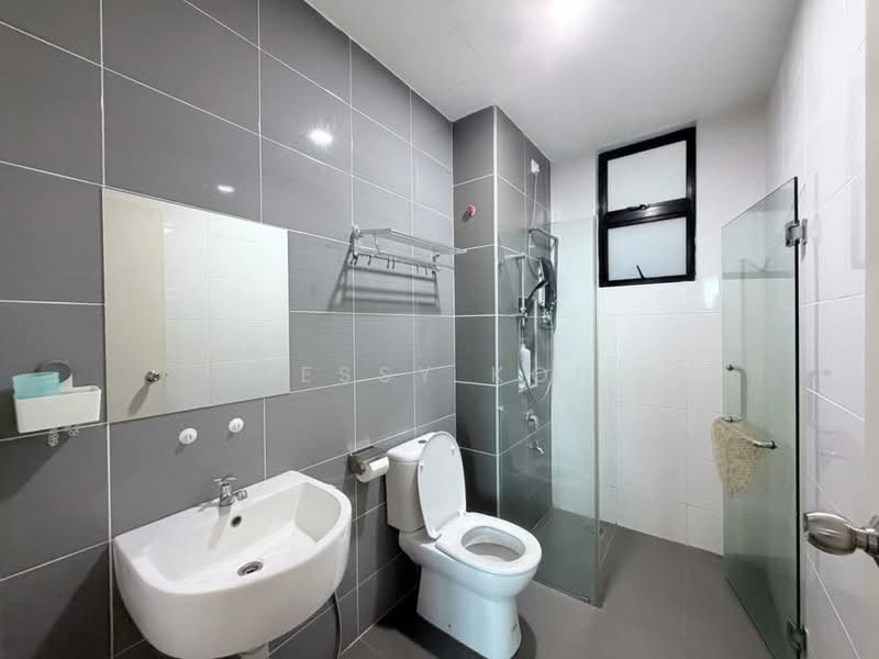 Servis Apartment untuk Disewa di The Platino Serviced Apartment - Jessy Koh - Bathroom - PropertyGuru.com.my