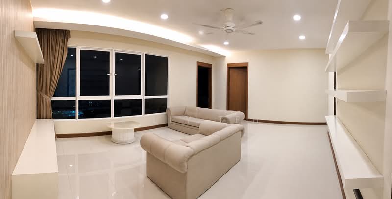 Kondominium untuk Dijual di Central Park condominium - Billy Teh - Living Room - PropertyGuru.com.my