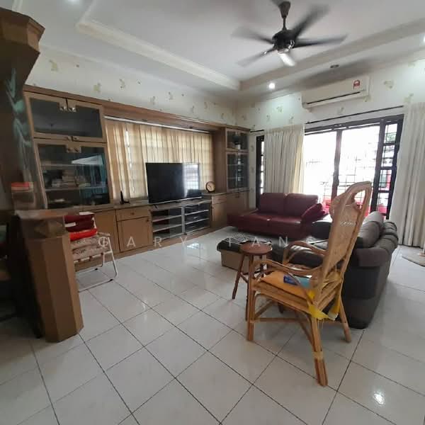 2-storey Terraced House for Sale in Ipoh (Perak) - Gary Tang - Living Room - PropertyGuru.com.my