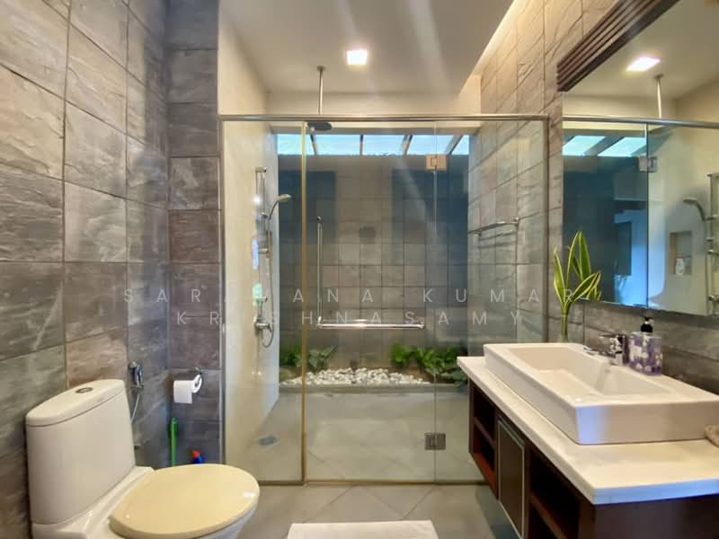 Bungalow for Sale in Tropicana (Petaling Jaya) - Saravana Kumar Krishnasamy - Bathroom - PropertyGuru.com.my
