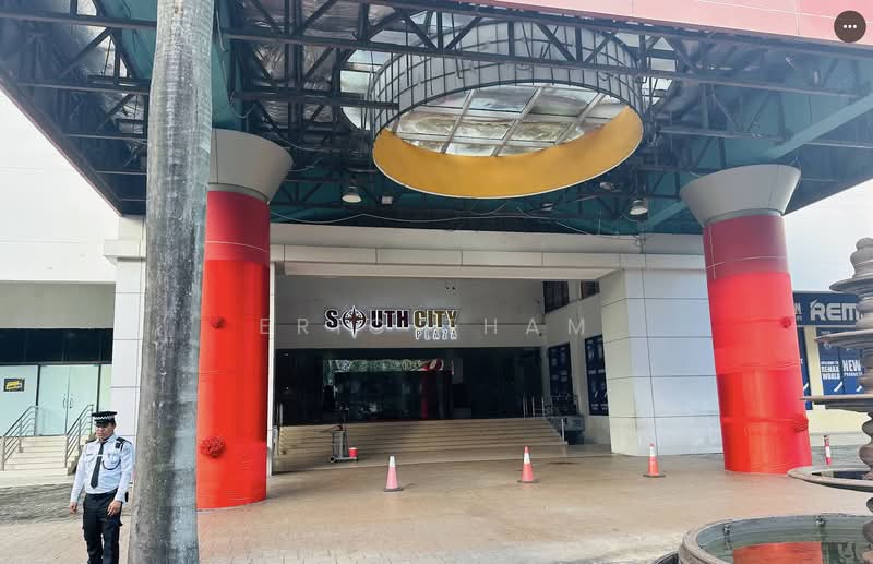 Shop for Rent in Seri Kembangan (Selangor) - Eric Tham - Exterior - PropertyGuru.com.my