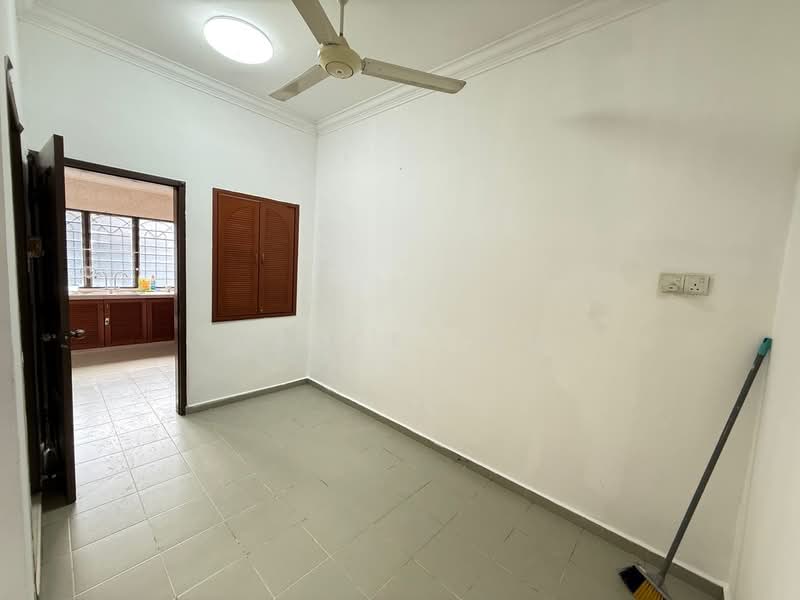 1-storey Terraced House for Sale in Taman Johor Jaya (Johor Bahru) - Grace Lau - Interior - PropertyGuru.com.my