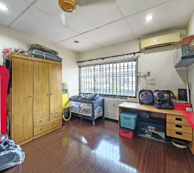 2-storey Terraced House for Sale in Johor Bahru (Johor) - Vic Lim - Bedroom - PropertyGuru.com.my