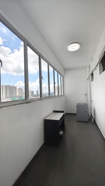 Kondominium untuk Dijual di Arena Residence - Mable Ong - Balcony - PropertyGuru.com.my