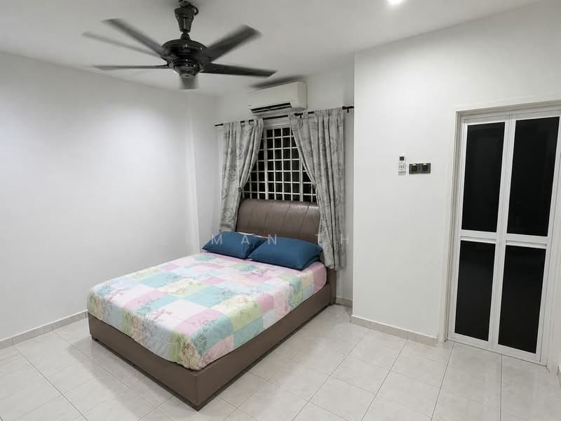 Apartment for Sale at Bougainvilla - Herman Thow - Bedroom - PropertyGuru.com.my