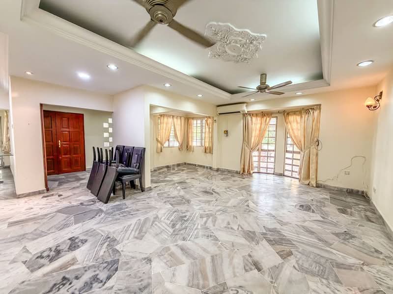 Semi-Detached House for Sale in Seksyen 9 (Shah Alam) - Izzah Alias - PropertyGuru.com.my