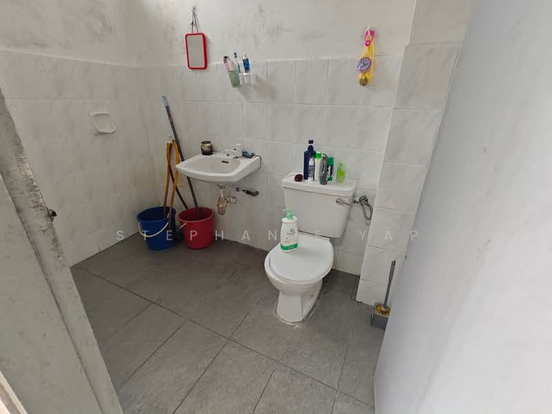 Condominium for Sale at Summer Park Townhouse @ Seri Alam - Stephanie Yap - Bathroom - PropertyGuru.com.my