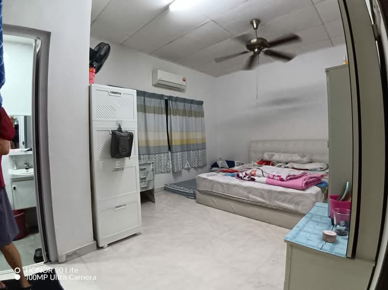 2-storey Terraced House for Sale in Taman Teluk Gedung Indah (Klang) - Teresa Teng - Bedroom - PropertyGuru.com.my