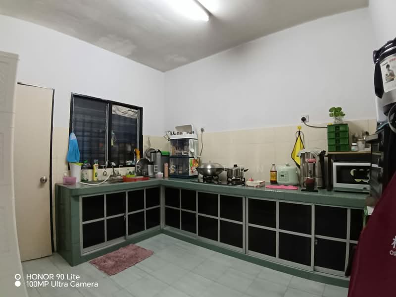 2-storey Terraced House for Sale in Taman Teluk Gedung Indah (Klang) - Teresa Teng - Kitchen - PropertyGuru.com.my