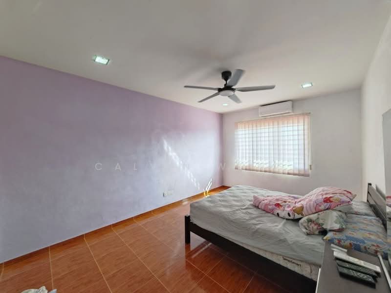 2-storey Terraced House for Sale in Taman Pelangi (Johor Bahru) - Calvin Wong - Bedroom - PropertyGuru.com.my