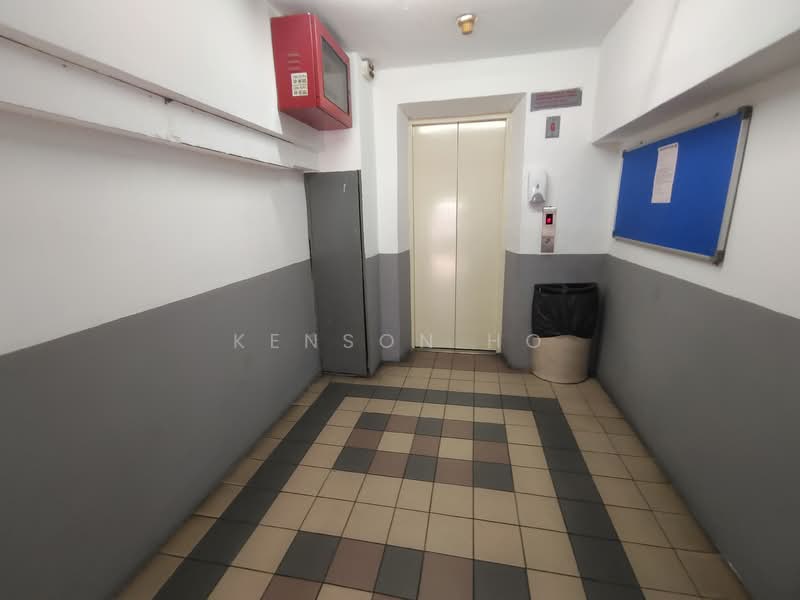 Shop / Office for Rent in Ampang Jaya (Ampang) - Kenson Ho - Corridor - PropertyGuru.com.my