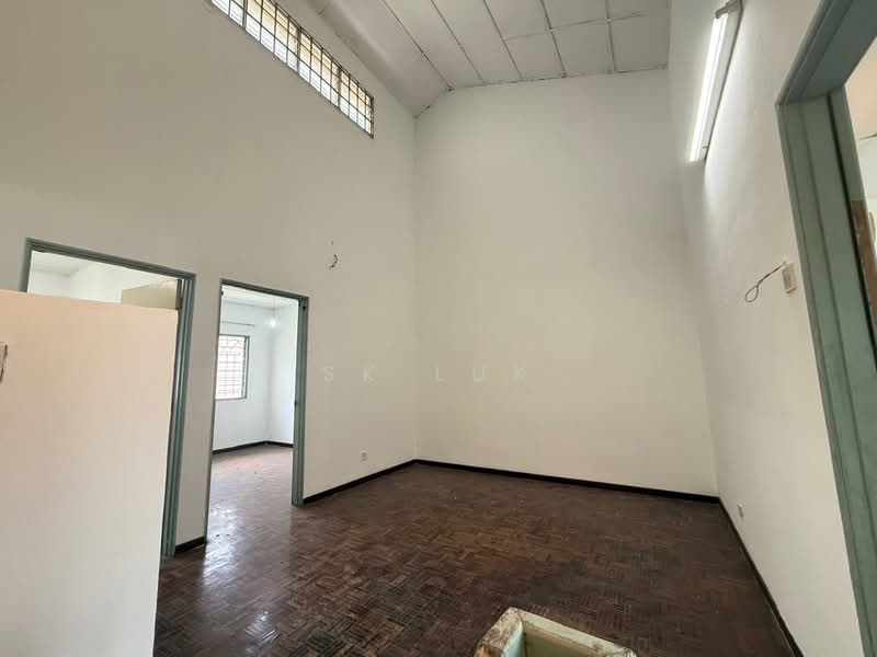 2-storey Terraced House for Sale in Bandar Country Homes (Rawang) - SK Luk - Interior - PropertyGuru.com.my