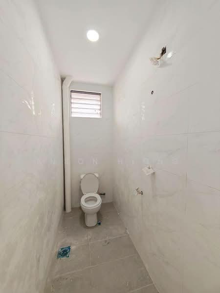 2-storey Terraced House for Sale in Bandar Putra (Kulai) - Anson Hiong - Bathroom - PropertyGuru.com.my