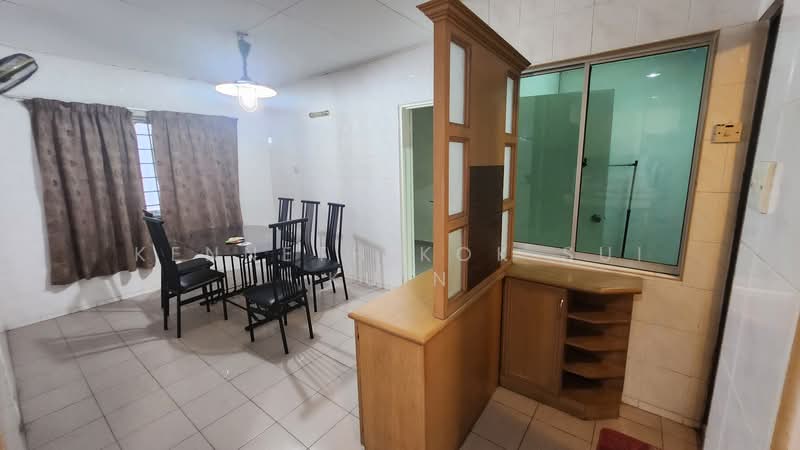 Rumah Teres 2 Tingkat untuk Dijual di Usj 3 (Subang Jaya) - Kenneth Kok Sui Kuin - Dining Room - PropertyGuru.com.my
