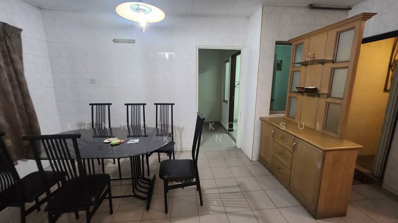 Rumah Teres 2 Tingkat untuk Dijual di Usj 3 (Subang Jaya) - Kenneth Kok Sui Kuin - Dining Room - PropertyGuru.com.my