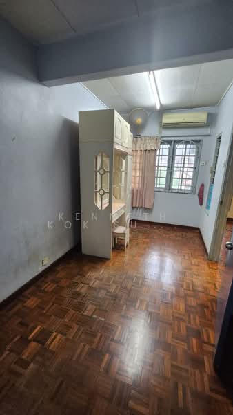 Rumah Teres 2 Tingkat untuk Dijual di Usj 3 (Subang Jaya) - Kenneth Kok Sui Kuin - Bedroom - PropertyGuru.com.my