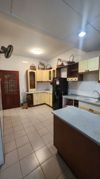 Rumah Teres 2 Tingkat untuk Dijual di Usj 3 (Subang Jaya) - Kenneth Kok Sui Kuin - Kitchen - PropertyGuru.com.my