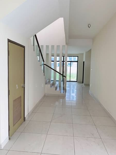 Rumah Berkembar untuk Dijual di Taman Bayu Puteri (Johor Bahru) - William Tay - Entrance - PropertyGuru.com.my