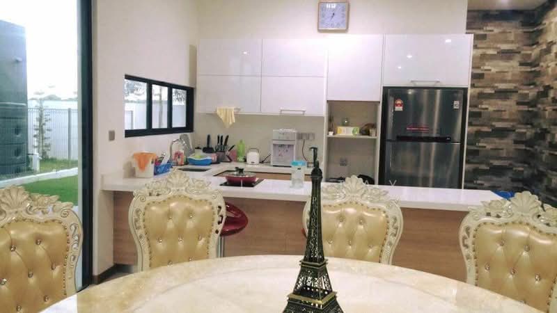 Bungalow for Sale in Senibong Cove (Masai) - William Tay - Kitchen - PropertyGuru.com.my