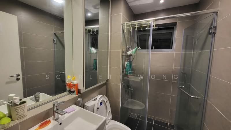 Condominium for Rent at Lakefront Residence - Scarlett Wong - Bathroom - PropertyGuru.com.my