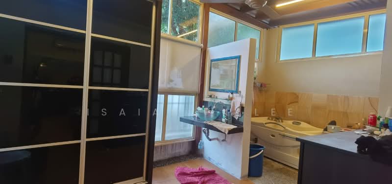 Rumah Teres 2 Tingkat untuk Dijual di Bukit Jelutong (Shah Alam) - Isaiah PK Lee - Bathroom - PropertyGuru.com.my