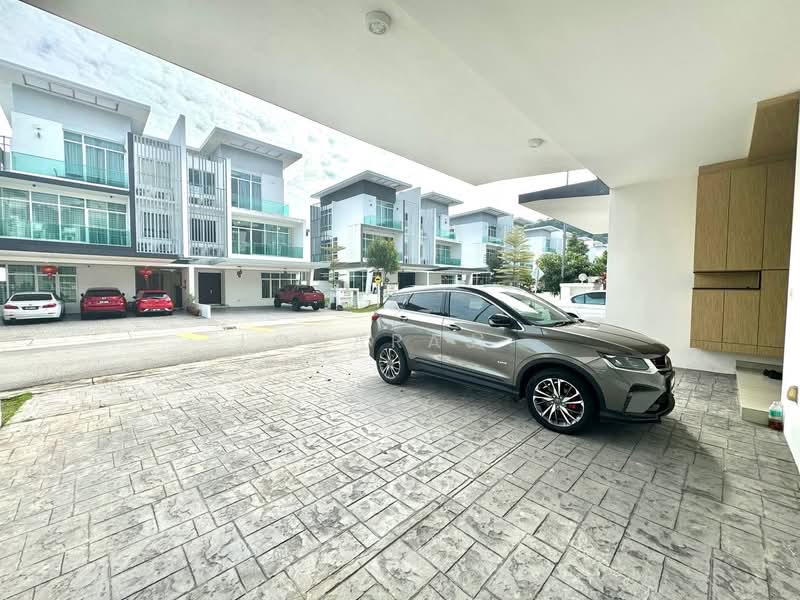 Semi-Detached House for Sale in Cyberjaya (Selangor) - Loharaj . - Exterior - PropertyGuru.com.my