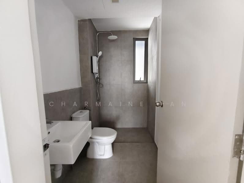 Service Residence for Sale at Suite Enesta - Charmaine Tan - Bathroom - PropertyGuru.com.my