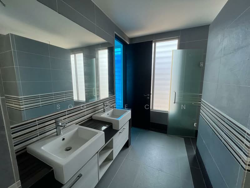 Bungalow for Sale in Kajang (Selangor) - Soo Yee Chan - Bathroom - PropertyGuru.com.my
