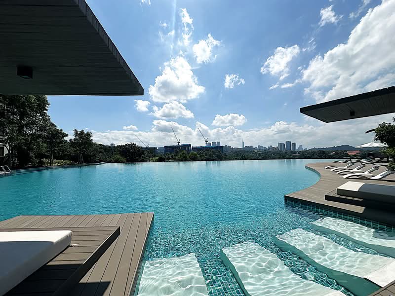 Servis Apartment untuk Disewa di Jendela Residences - Bryant Be - Pool - PropertyGuru.com.my