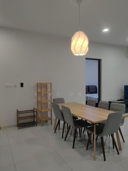 Condominium for Rent at Kings Bay @ Country Garden Danga Bay - Vivi Ong - Dining Room - PropertyGuru.com.my