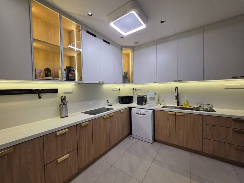 Service Residence for Sale at Park Regent @Desa Park City - YP Tan - Kitchen - PropertyGuru.com.my